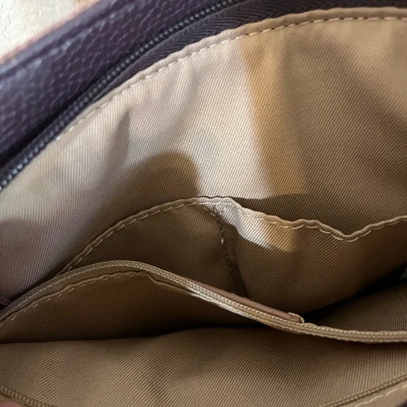 The Sak De Young Crossbody in Leather, Aubergine lightly used with light wear - Picture 8 of 11